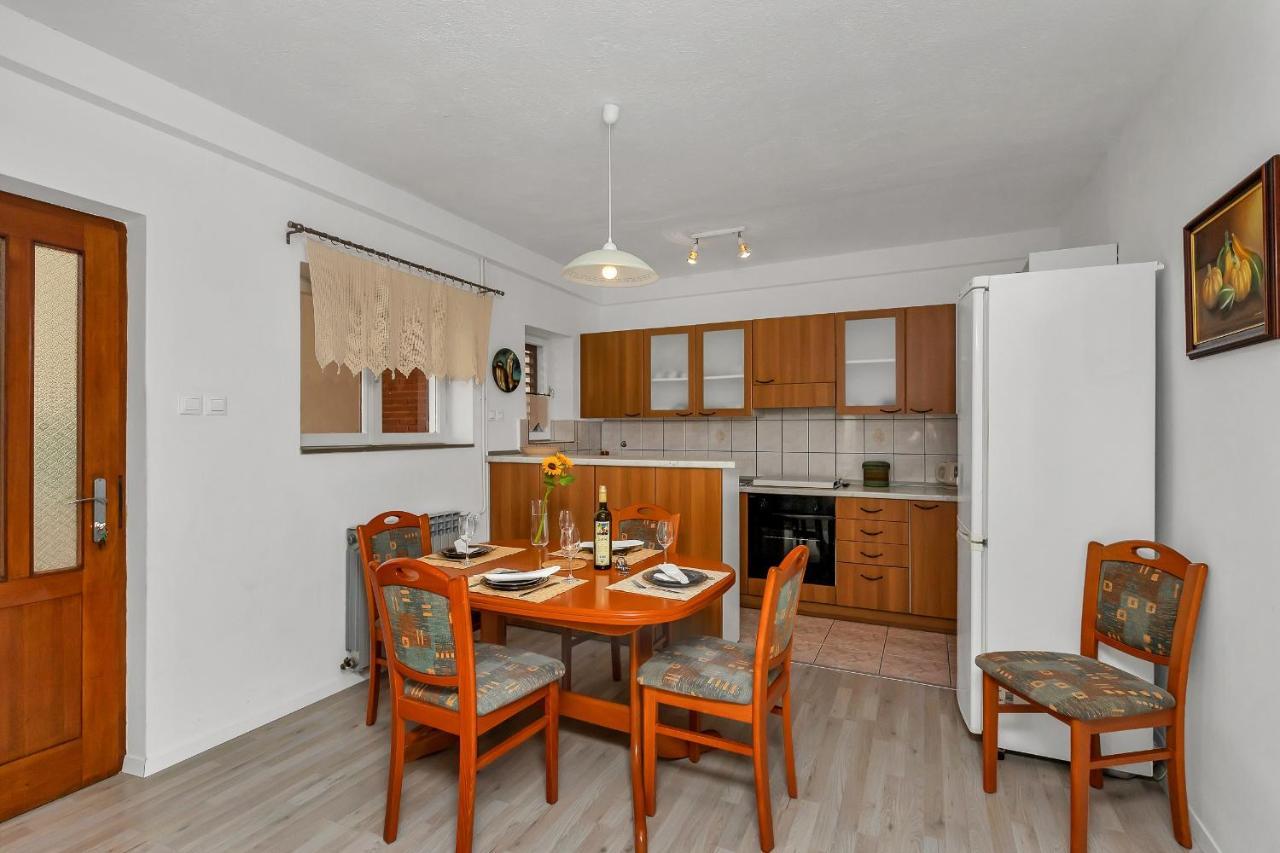 Apartments And Rooms By The Sea Baska Voda, Makarska - 2578 Kültér fotó