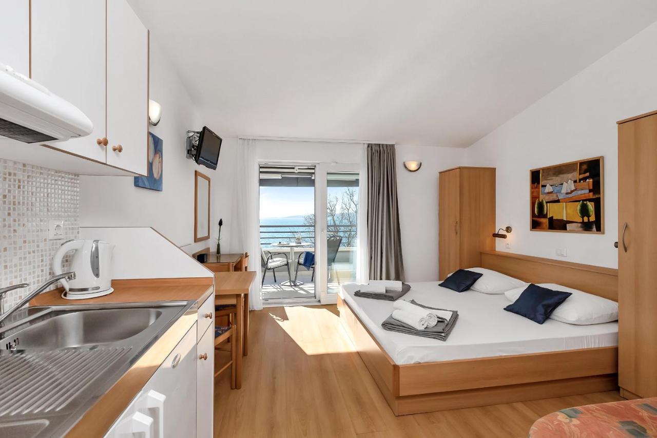 Apartments And Rooms By The Sea Baska Voda, Makarska - 2578 Kültér fotó