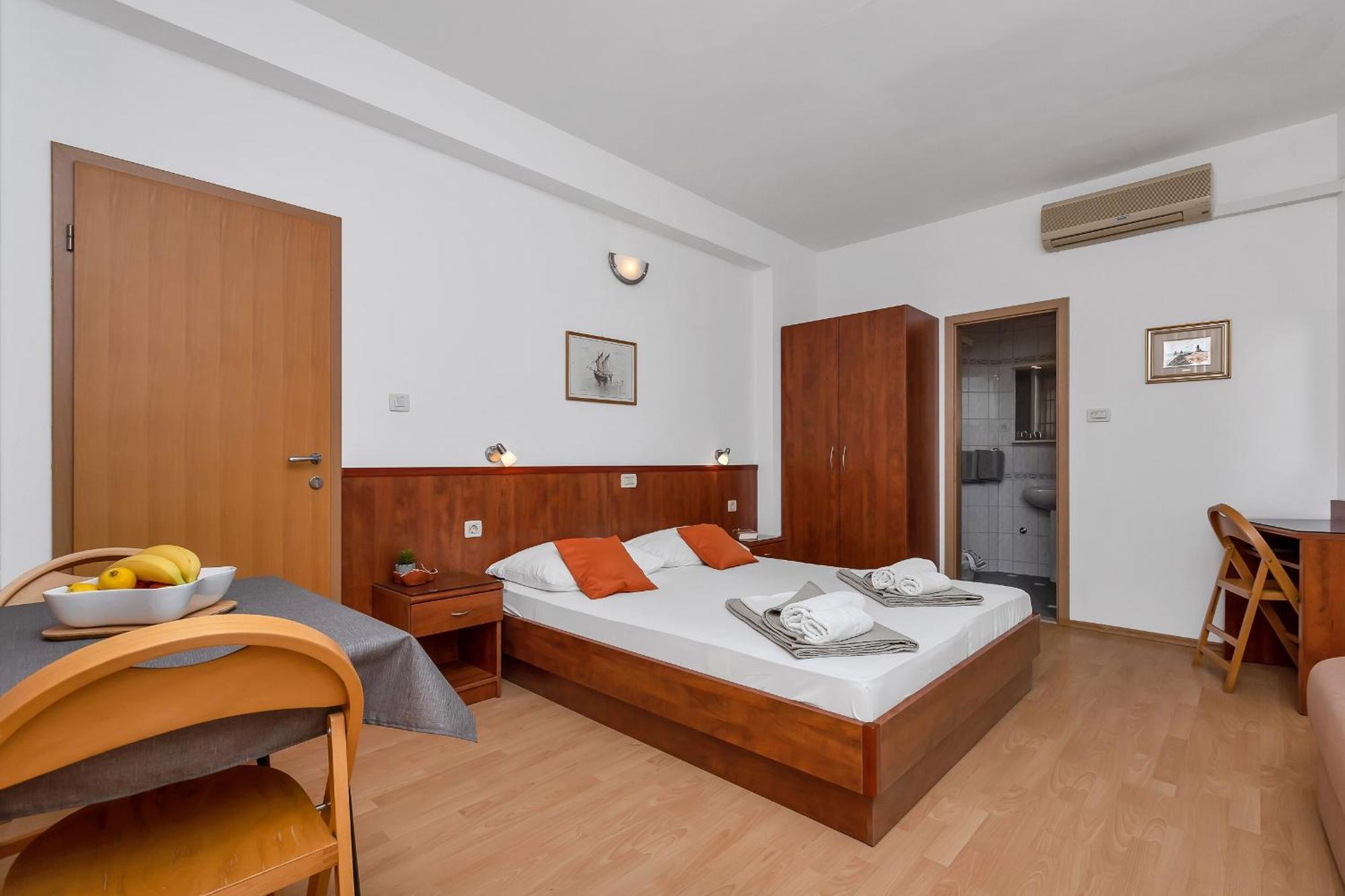 Apartments And Rooms By The Sea Baska Voda, Makarska - 2578 Szoba fotó