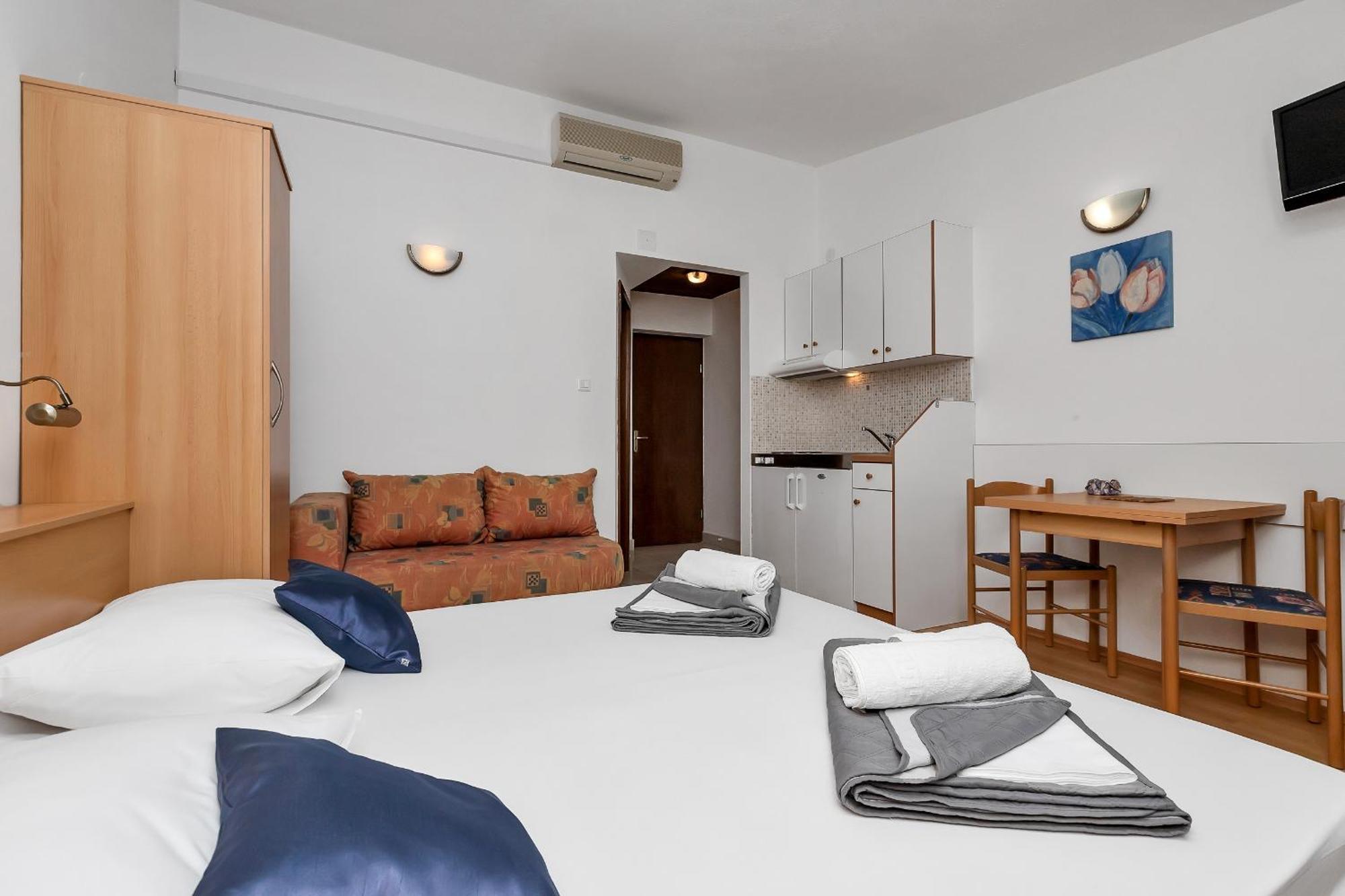 Apartments And Rooms By The Sea Baska Voda, Makarska - 2578 Szoba fotó